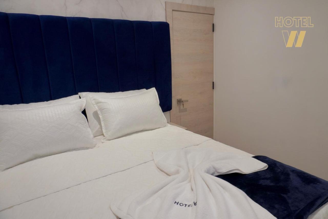 Hotel W